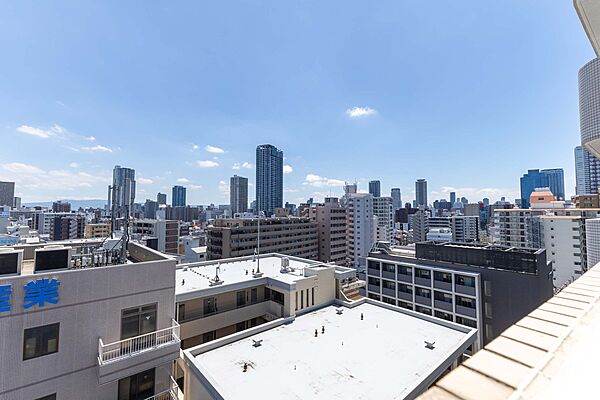 バルコニーからの眺め（南東方向）［2026年7月16日撮影］