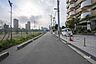 その他：敷地の南側前面道路（東側から）