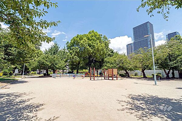 浦江公園の外観