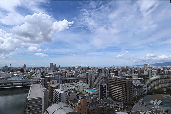 バルコニーからの眺め（西方向）［2026年8月15日撮影］