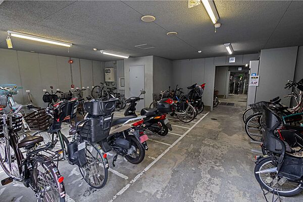駐輪場・バイク置場