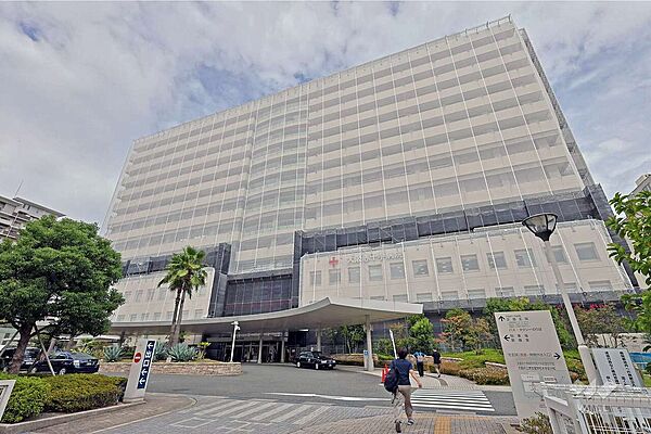 大阪赤十字病院の外観