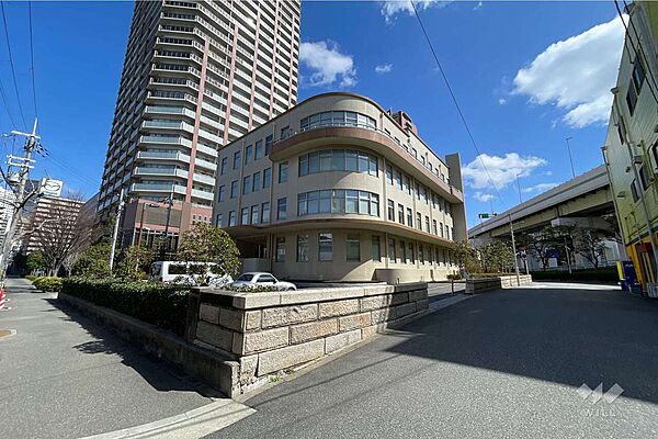 江之子島文化芸術創造センターの外観