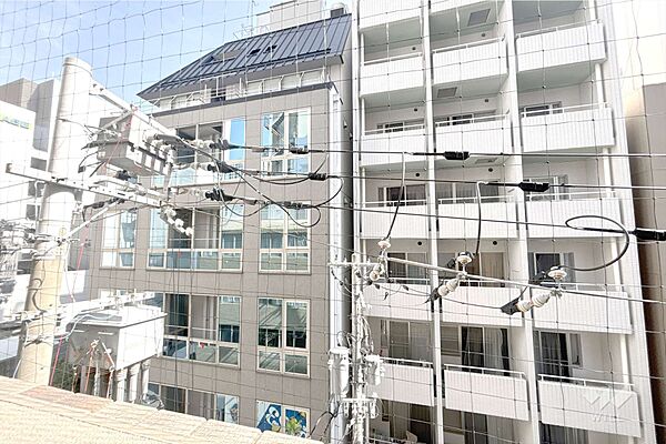 バルコニーを拡大表示