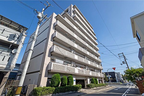 東急ドエルアルス鶴見緑地公園の外観（南西側から）