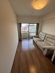 ニューハイム徳丸 2DKの室内