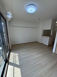 プロミネンス 102 1階ワンルームのリビング/ダイニング