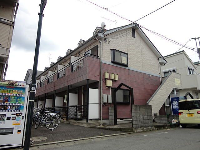 2 / 8