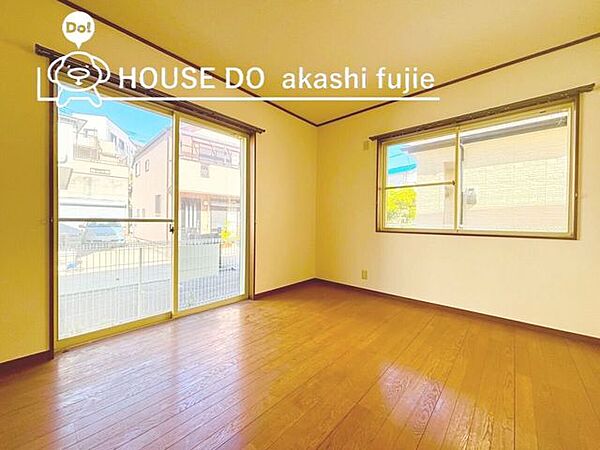 セブンイレブン明石荷山町店徒歩約6分