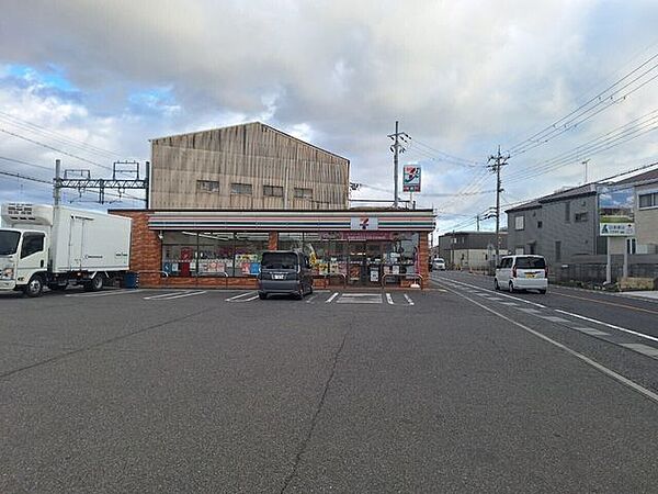 セブンイレブン明石江井ヶ島駅前店 290m