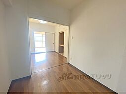 ロイヤルハイツ東生駒 207 2階1LDKのリビング/ダイニング