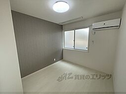 近鉄けいはんな線 吉田駅 徒歩3分の賃貸アパート 1階ワンルームのリビング/ダイニング