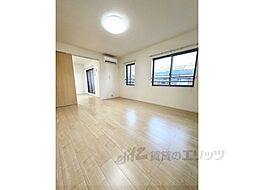 グランツ井上 2階1LDKのリビング/ダイニング