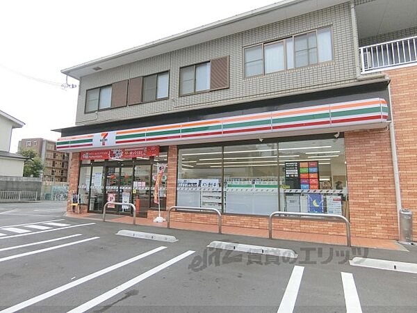 画像6:セブンイレブン　枚方津田駅前店まで650メートル