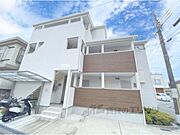 寝屋川市駅より徒歩10分 築7年9ヶ月 3階建の賃貸物件