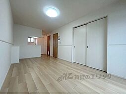 エヴァ　グリーン　ヴィラI 2階1LDKのリビング/ダイニング