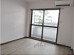 みつがらす 103 1階ワンルームのリビング/ダイニング