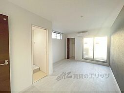 近鉄大阪線 弥刀駅 徒歩3分の賃貸アパート 3階1Kのリビング/ダイニング