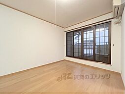 近鉄橿原線 新ノ口駅 徒歩11分の賃貸アパート 2階ワンルームのリビング/ダイニング