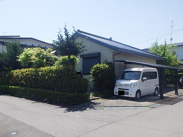 detached 福島県須賀川市朝日田86番地11
地図を見る