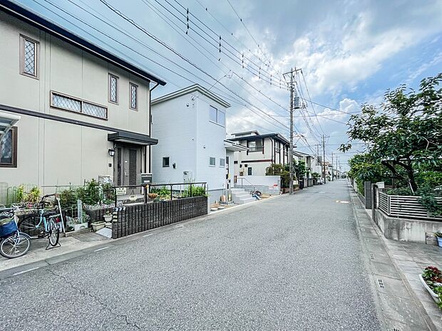 前面道路約6ｍに接道しています。