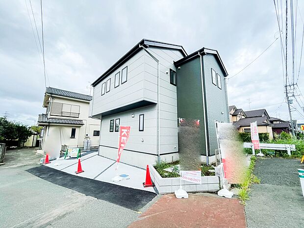 豊かで快適な暮らしを。ここから始まる「日常」はご家族にとってかけがえのない時間となります。少しでも豊かに、快適に。そんな想いから本邸宅は生まれました。