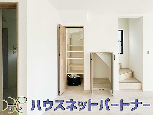 収納の多さにはびっくり。収納ってあればあるほど嬉しいですよね。