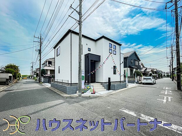 角地の陽だまりのお家。ご家族の安らぎをコンセプトに設計された住まいが誕生。