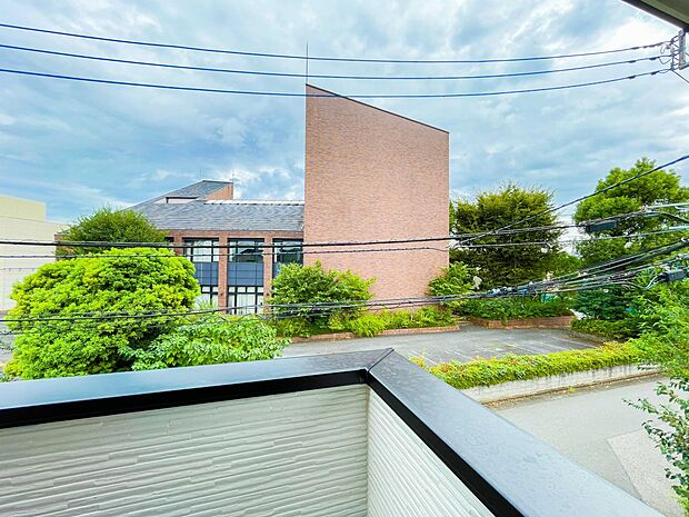 少し優雅に、眺望の良い部屋で新生活をしてみませんか？　