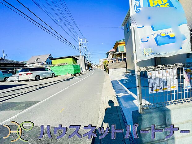 居住者の帰り、訪れる方を優しく迎える・安らぎに満ちた生活空間を予感させる。健やかな暮らしを楽しめそう。