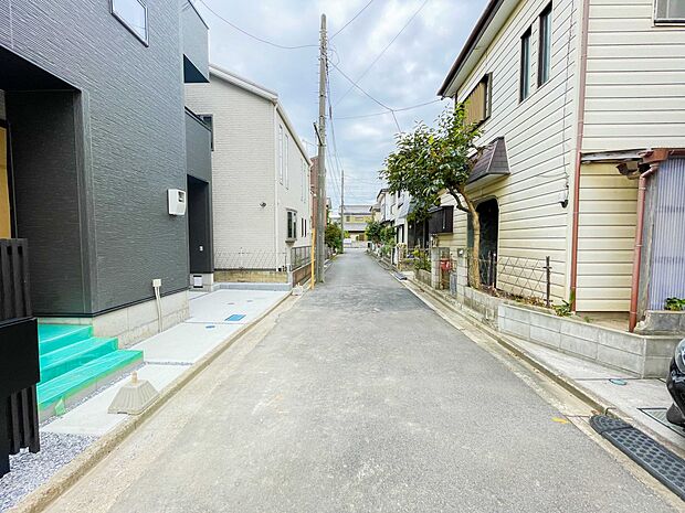 陽当りや通風性など各所に施された工夫で住みやすさを実現。部屋の大きさや周辺環境・街並など、資料には掲載していない情報が現地にはたくさんございます。是非ご確認下さい。