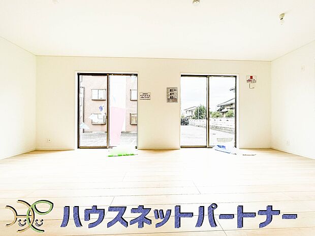 インテリアショップで見掛けた「あの家具」も置ける、ゆったりとした空間。時に広さが上質な寛ぎの時間になる事も。