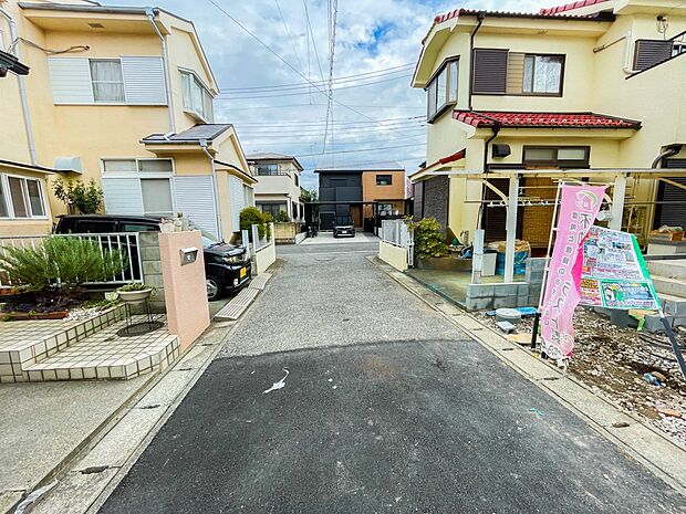 陽当りや通風性など各所に施された工夫で住みやすさを実現。部屋の大きさや周辺環境・街並など、資料には掲載していない情報が現地にはたくさんございます。是非ご確認下さい。