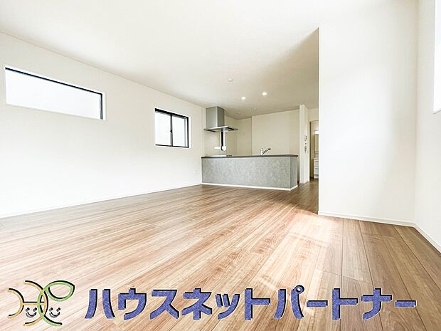 リビング広々22帖。他では味わえない素敵な空間となっています。