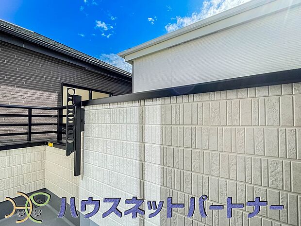 南バルコニーから差し込む陽光・通風は、住環境・快適性と共に有り続ける貴重な「財産」です。この新築戸建に住まう事で手に入れるものは、きっと日常にとっても貴重な存在となるはずです。