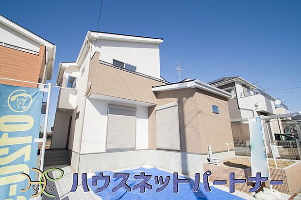 太陽に愛された邸は、陽当り・通風に優れた魅力的で快適さを追求した新築戸建でした。ここに住むからこそ意味がある。そんな特別感に浸りながら、毎日をお過ごしして欲しいです。