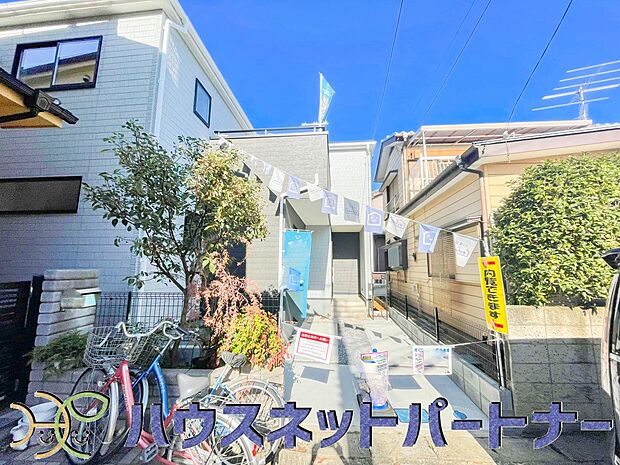 豊かで快適な暮らしを。ここから始まる「日常」はご家族にとってかけがえのない時間となります。少しでも豊かに、快適に。そんな想いから本邸宅は生まれました。