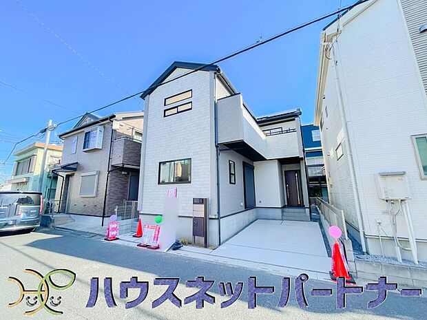 豊かで快適な暮らしを。ここから始まる「日常」はご家族にとってかけがえのない時間となります。少しでも豊かに、快適に。そんな想いから本邸宅は生まれました。