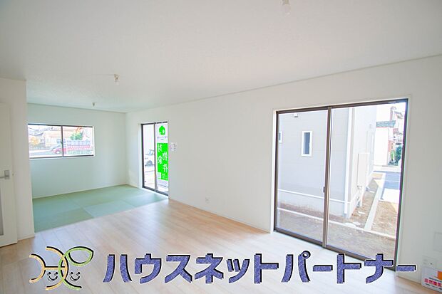 うららかな陽射しがどのお部屋にも降り注ぎますように、快適さを追求した間取設計。得難い立地環境での生活を恵みの豊かな永住の地へと変えてくれます。