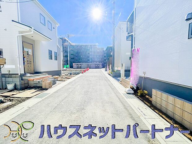居住者の帰り、訪れる方を優しく迎える・安らぎに満ちた生活空間を予感させる。健やかな暮らしを楽しめそう。