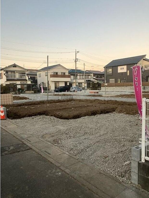 陽当りや通風性など各所に施された工夫で住みやすさを実現。部屋の大きさや周辺環境・街並など、資料には掲載していない情報が現地にはたくさんございます。是非ご確認下さい。