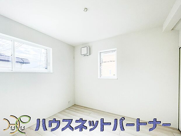 うららかな陽射しがどのお部屋にも降り注ぎますように、快適さを追求した間取設計。得難い立地環境での生活を恵みの豊かな永住の地へと変えてくれます。