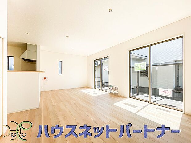 LDKは18帖と広々大広間。お友達をよんでパーティーもできちゃう広さが嬉しいですね。