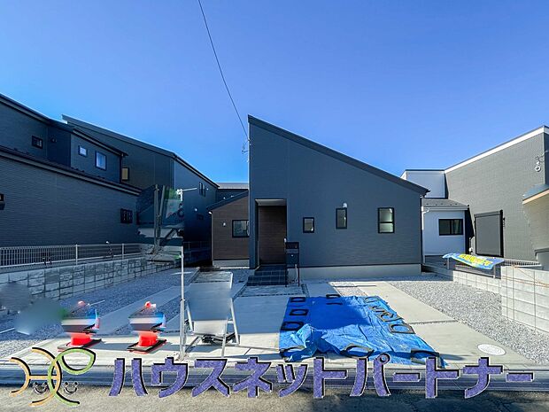 太陽に愛された邸は、陽当り・通風に優れた魅力的で快適さを追求した新築戸建でした。ここに住むからこそ意味がある。そんな特別感に浸りながら、毎日をお過ごしして欲しいです。