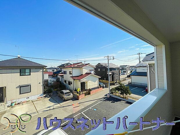 陽当りや通風性など各所に施された工夫で住みやすさを実現。部屋の大きさや周辺環境・街並など、資料には掲載していない情報が現地にはたくさんございます。是非ご確認下さい。