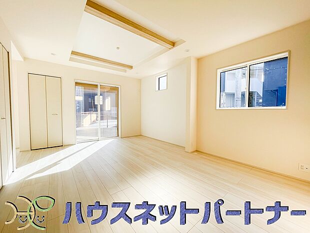 インテリアショップで見掛けた「あの家具」も置ける、ゆったりとした空間。時に広さが上質な寛ぎの時間になる事も。