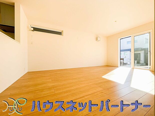 充実した生活は伸びやかな居室空間から始まります。快適に・伸びやかに。心の潤いを求める方々へ。