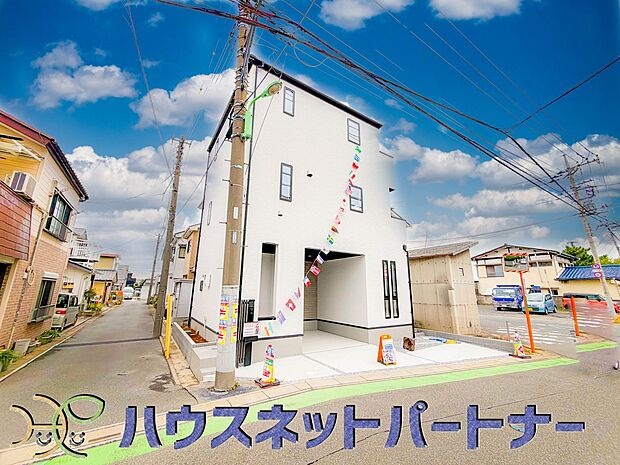 豊かで快適な暮らしを。ここから始まる「日常」はご家族にとってかけがえのない時間となります。少しでも豊かに、快適に。そんな想いから本邸宅は生まれました。