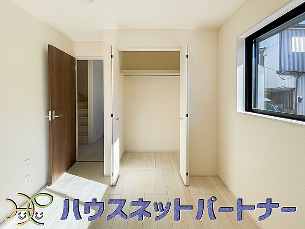全室に収納が付いています。季節の衣替えも簡単にできますね。片付け上手になれそう。