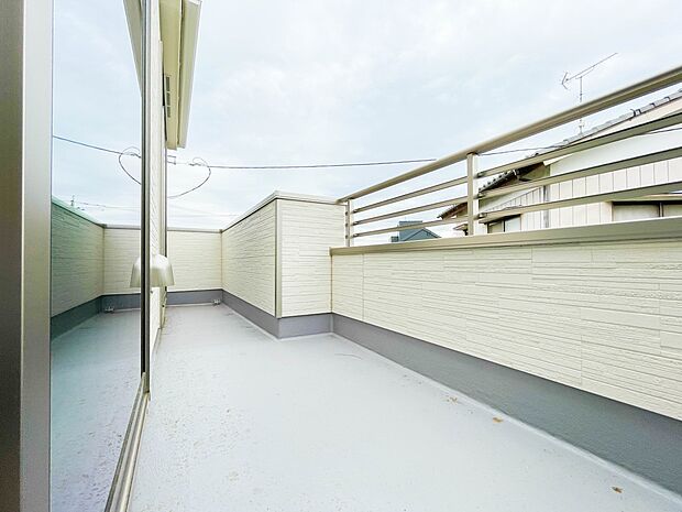 眺望や窓からの景色が良いと、家で過ごす時間も快適です。